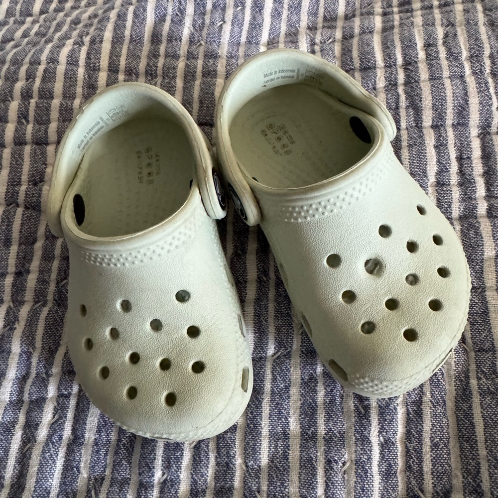 Toddler boys crocs